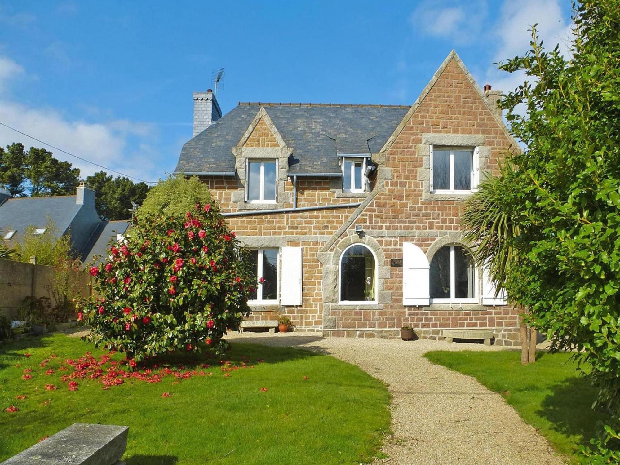 Holiday Home In A Quiet Location Near The Coast Pleumeur-Bodou Exterior foto